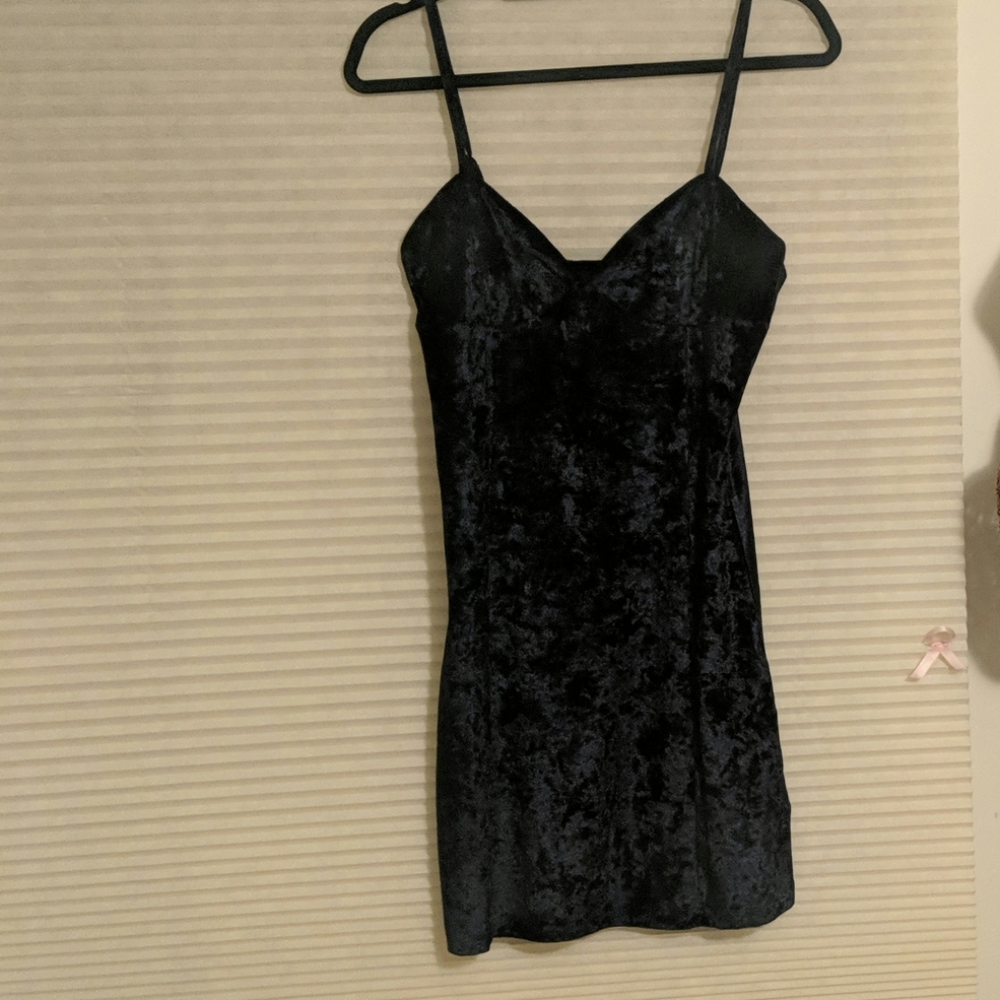 Vintage navy velvet party dress